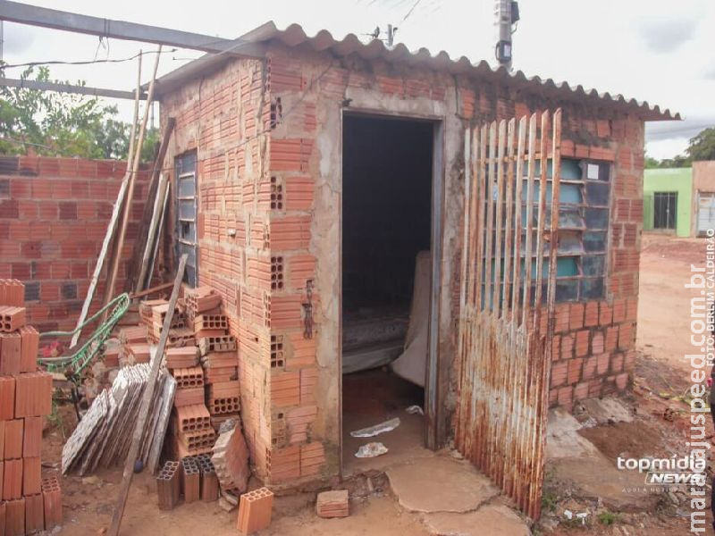 Adolescente assassinado levou 5 tiros e teve pulsos cortados: 