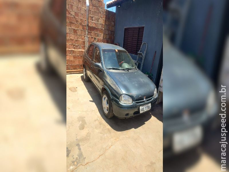  Ajudante de vidraceiro pega carro emprestado e tem veículo furtado no Parati