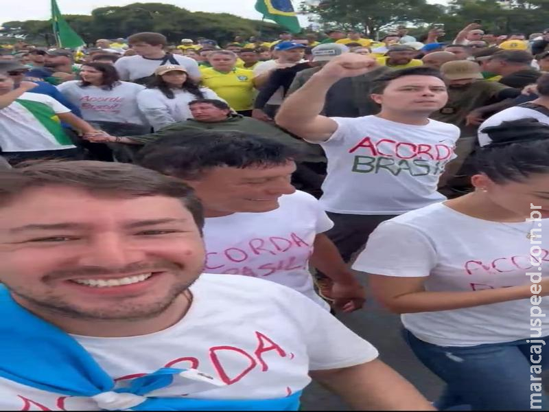 Com dor nos pés, mas fé no futuro, deputado João Henrique completa caminhada até Brasília