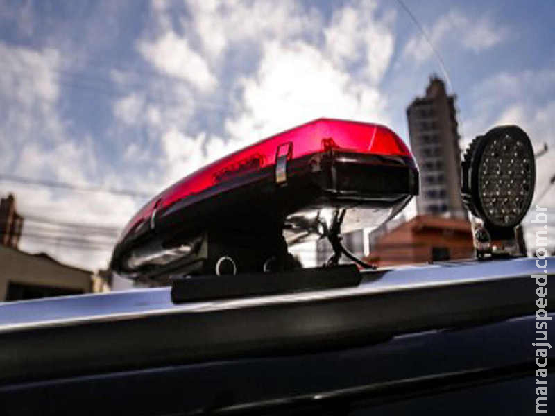 Criança de nove anos liga para a polícia e salva mãe de agressões no Jardim Los Angeles