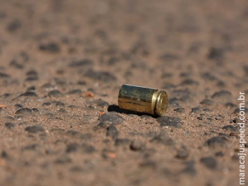 Dupla é baleada por motociclista e garupa no Portal Caiobá em Campo Grande