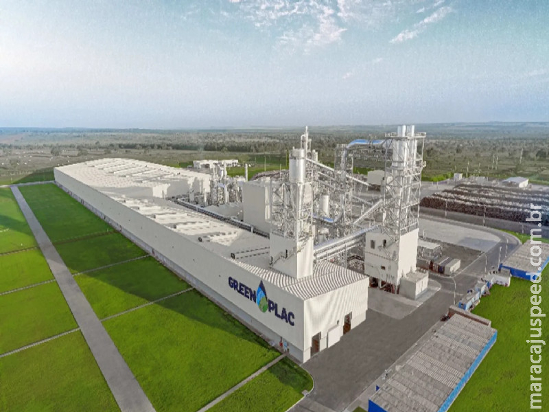 Incêndio atinge setor da Greenplac em Água Clara