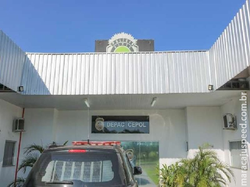 "Macaco, vem comer banana": vendedor é preso por dirigir bêbado e ofender PM