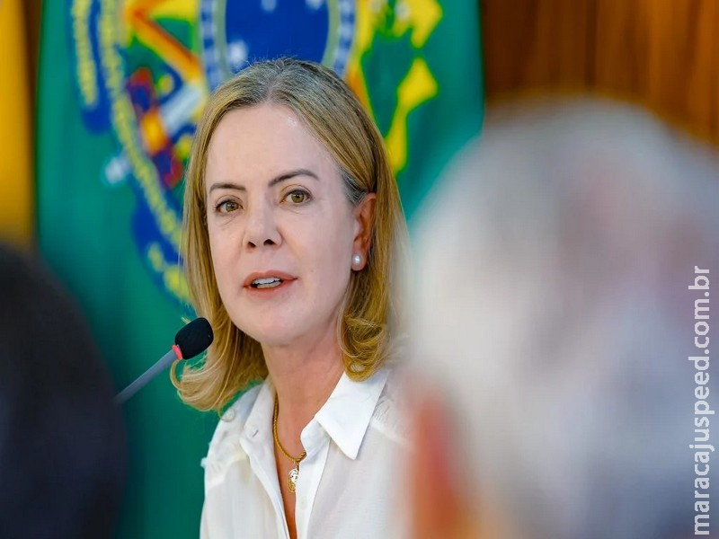 Oposição tem muito mais a explicar sobre o Caso Master do que o governo, diz Gleisi