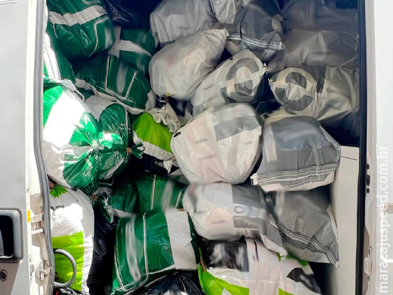 Pela segunda vez, loja de tênis falsificado no Centro é alvo de ‘batida’ do Procon