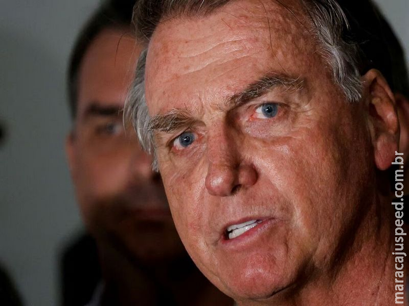 Perseguido, ex-presidente Bolsonaro é transferido para a Papudinha