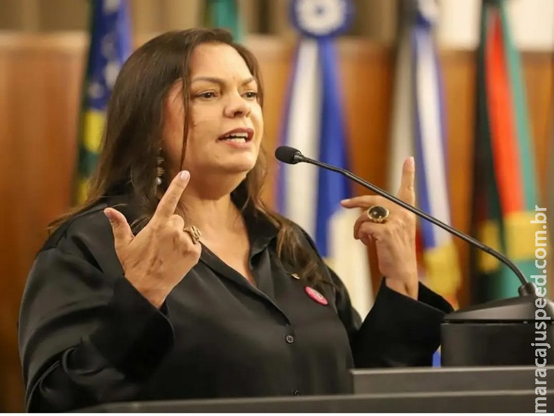 São Paulo é recomendado a revisar contratos feitos por Douglas Schwartzmann e Mara Casares