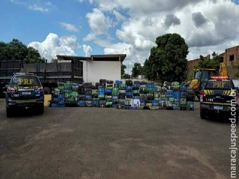 Apreensão de 4,5 toneladas de maconha desencadeia operação contra quadrilha 