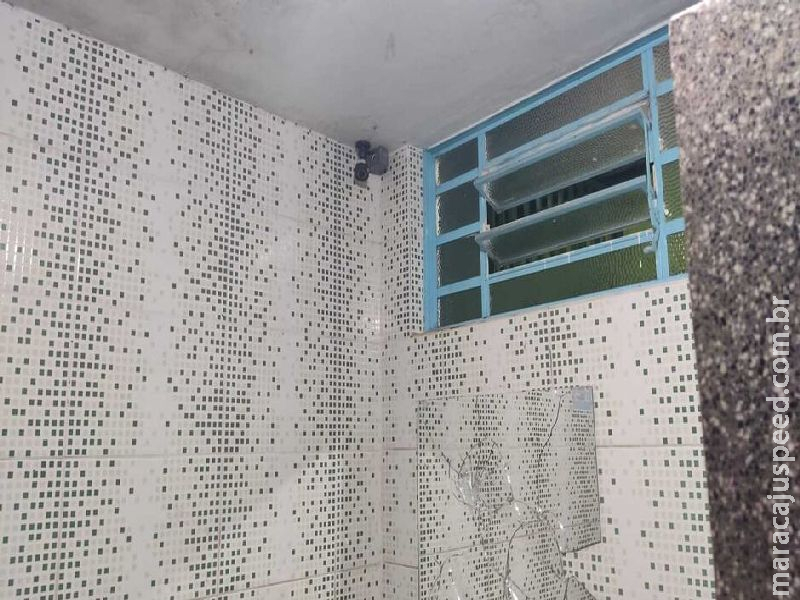 Câmera é encontrada em banheiro feminino de escola em Campo Grande  