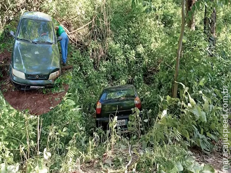 Carro despenca em ribanceira no Morro do Paxixi e acidente por pouco não termina em tragédia em Aquidauana