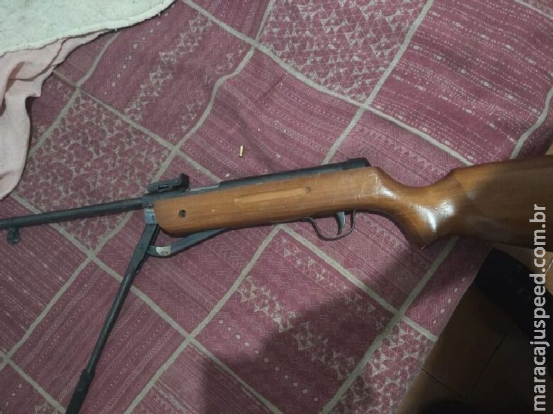 Homem é assassinado a tiros em varanda de casa e suspeito é preso em Santa Rita do Pardo