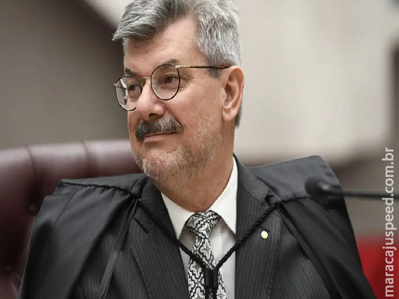 Ministro do STJ nega importunação sexual e pede licença de 90 dias 