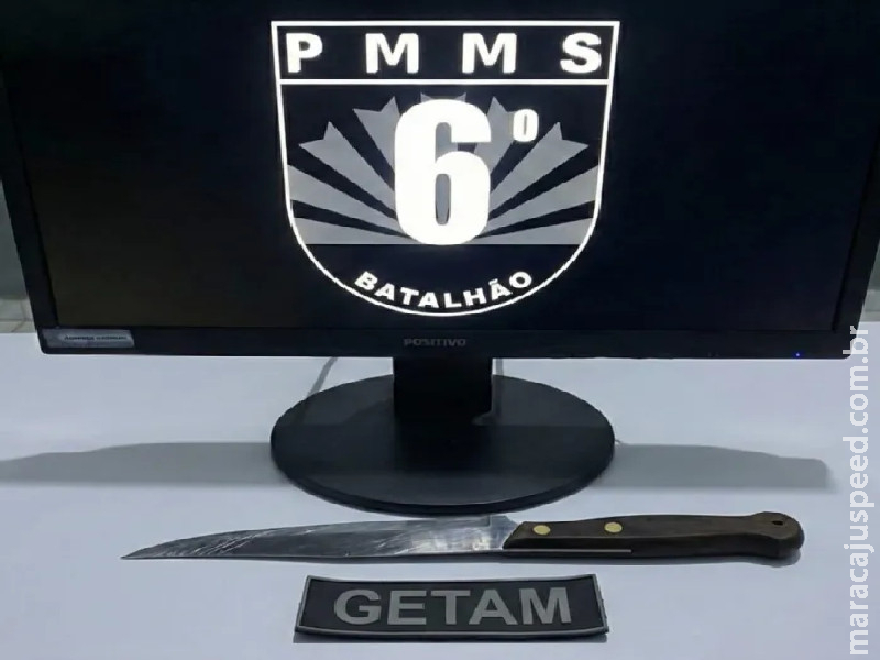 Polícia Militar apreende faca durante abordagem no Porto Geral, em Corumbá