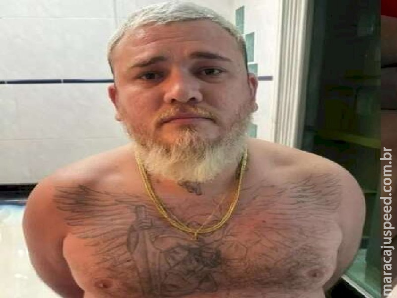 Preso na fronteira, líder de facção catarinense tinha Hilux e moto esportiva