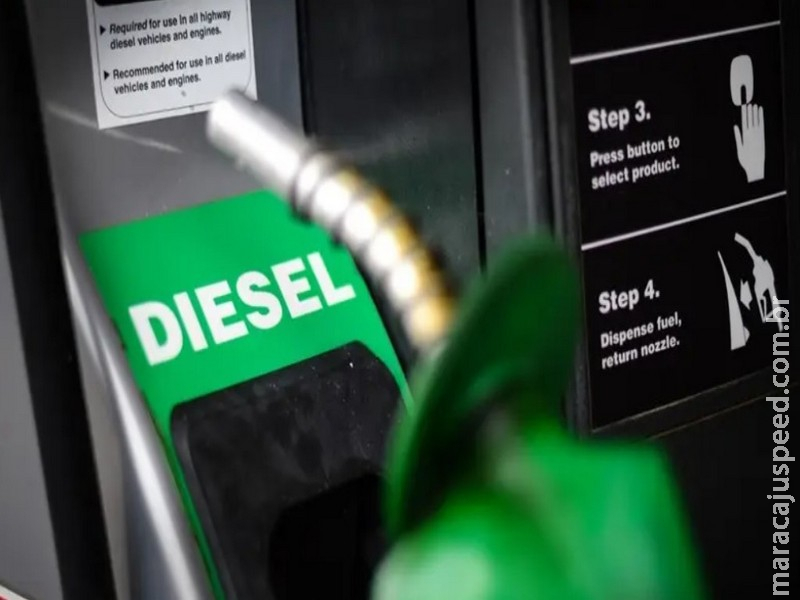 Alta do petróleo no exterior abre espaço para especulação com diesel e afeta colheita no Sul