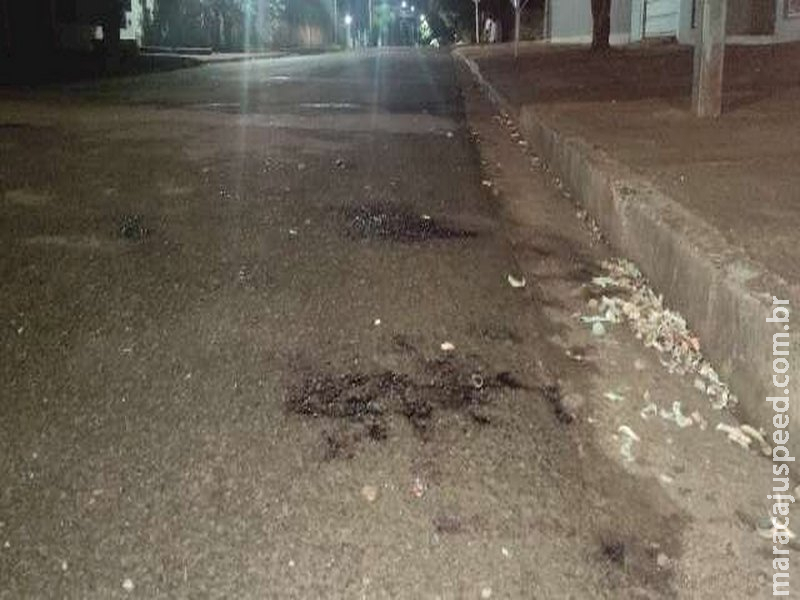 Andando ensanguentado, rapaz é preso em flagrante após matar homem a facada em Rio Brilhante 