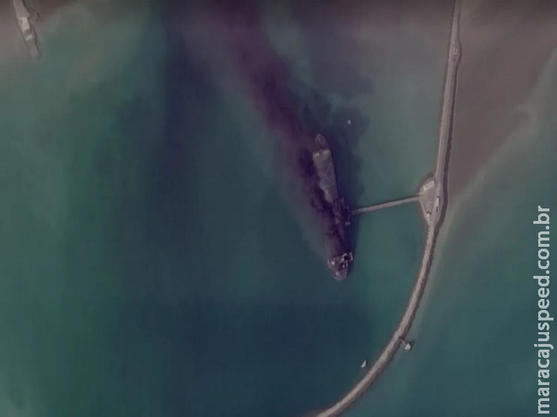 Ataque a navio iraniano deixa ao menos 80 mortos e agrava crise no Estreito de Ormuz