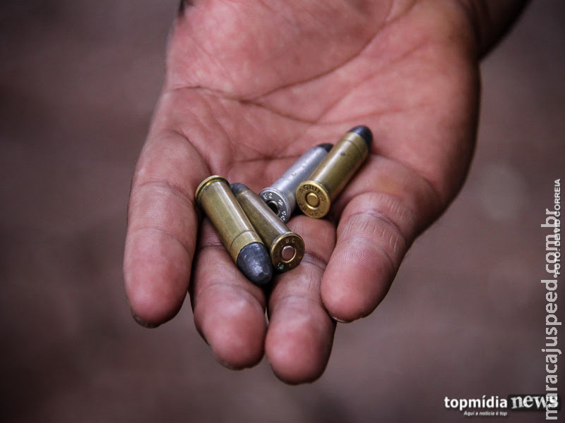 Baleado cinco vezes, homem pilota até posto de saúde para pedir socorro em Campo Grande  