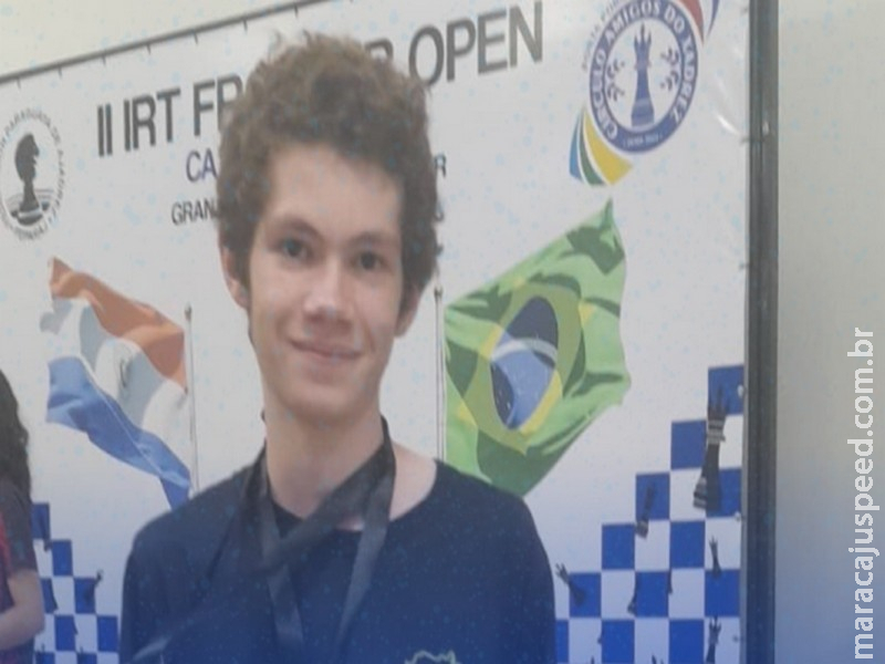 Jovem enxadrista de Bodoquena conquista três pódios em competição internacional no Paraguai