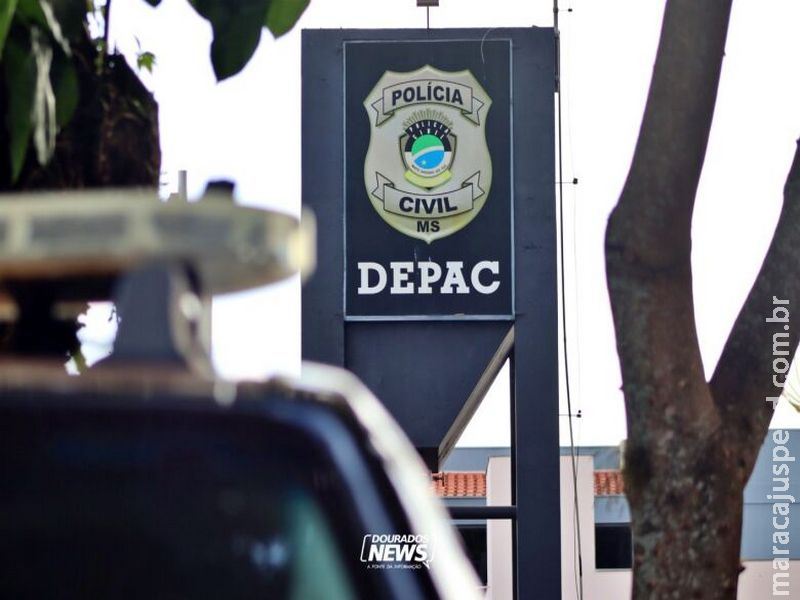 Mulher é rendida por assaltantes armados e tem moto roubada na Guaicurus