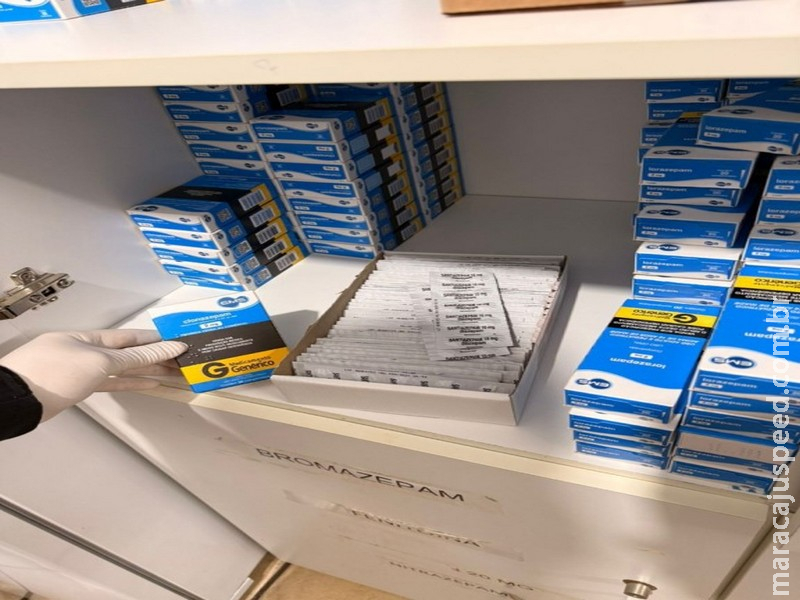 PF prende suspeito de tráfico internacional de medicamentos e de drogas em Santa Catarina