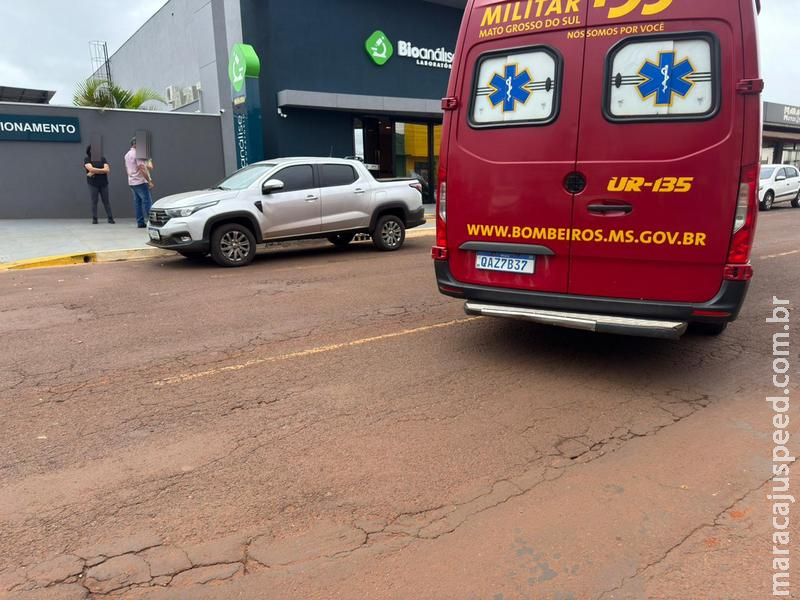 Acidente entre veículo e bicicleta elétrica mobiliza Polícia Militar e Bombeiros no centro