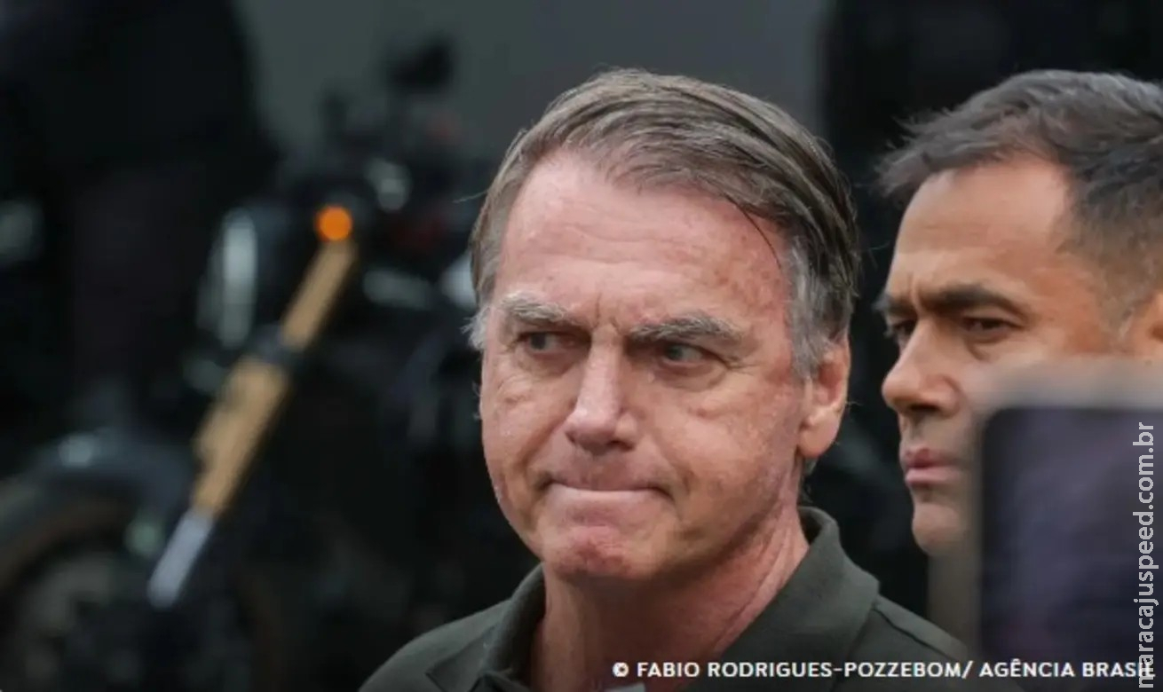 Boletim médico aponta melhora de Bolsonaro no ombro; pulmão esquerdo permanece com alteração