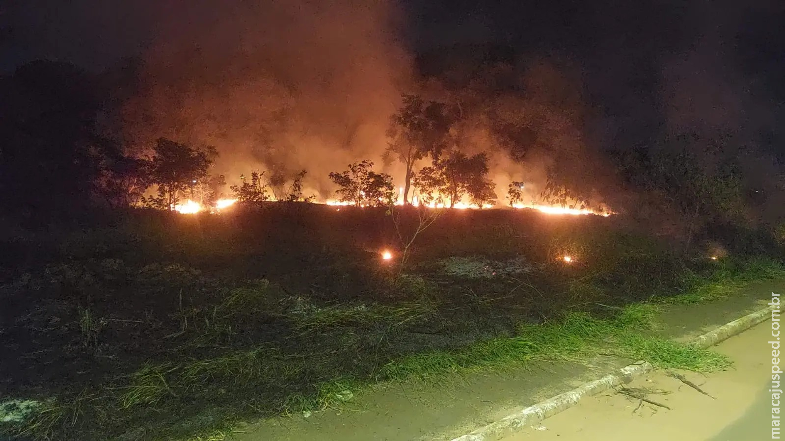 Bombeiros são acionados para incêndio no Estrela Parque