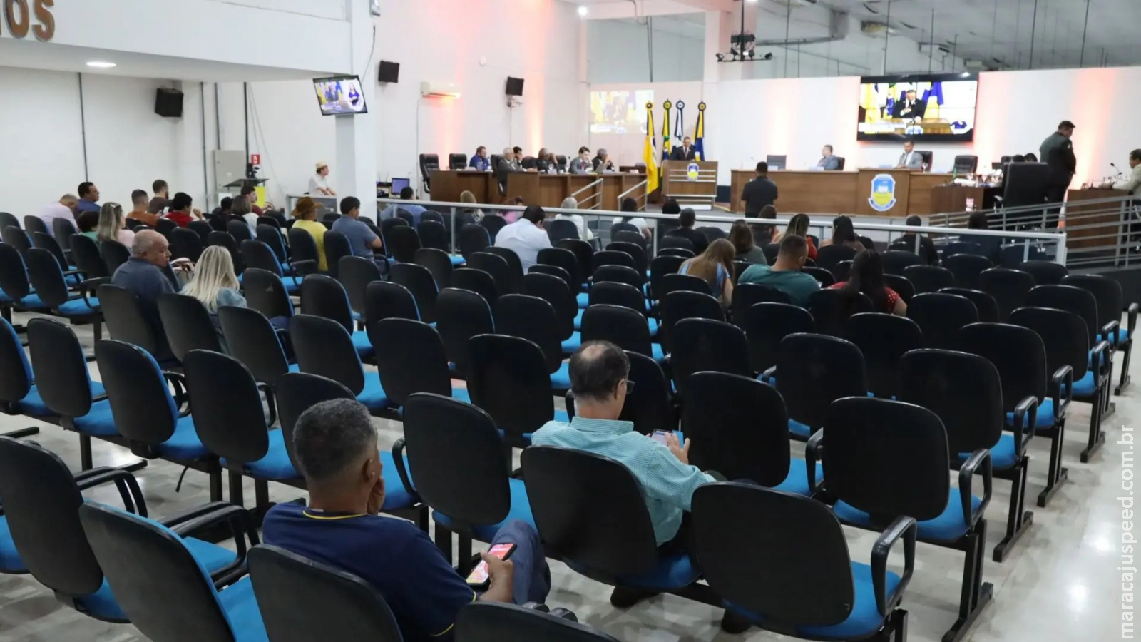 Câmara de Dourados aprova reajuste salarial de 4,5% para servidores municipais