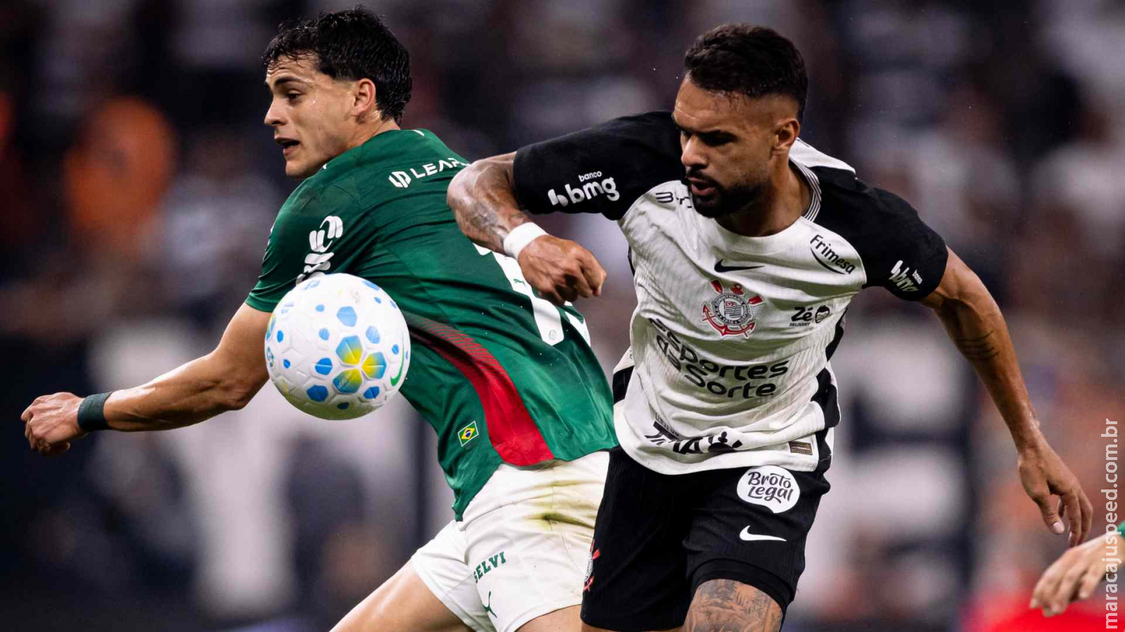 Corinthians e Palmeiras jogam pouco futebol em duelo brigado e de placar zerado