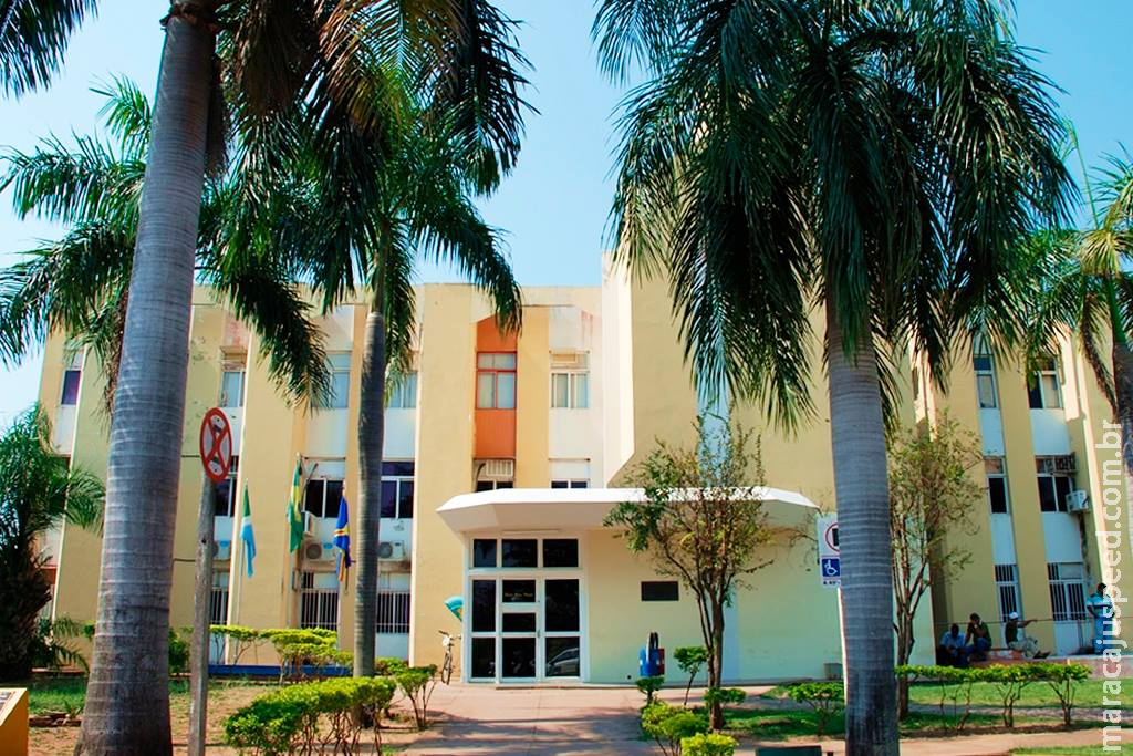 Corumbá prorroga convênio para empregar detentos em serviços de limpeza de ruas da cidade