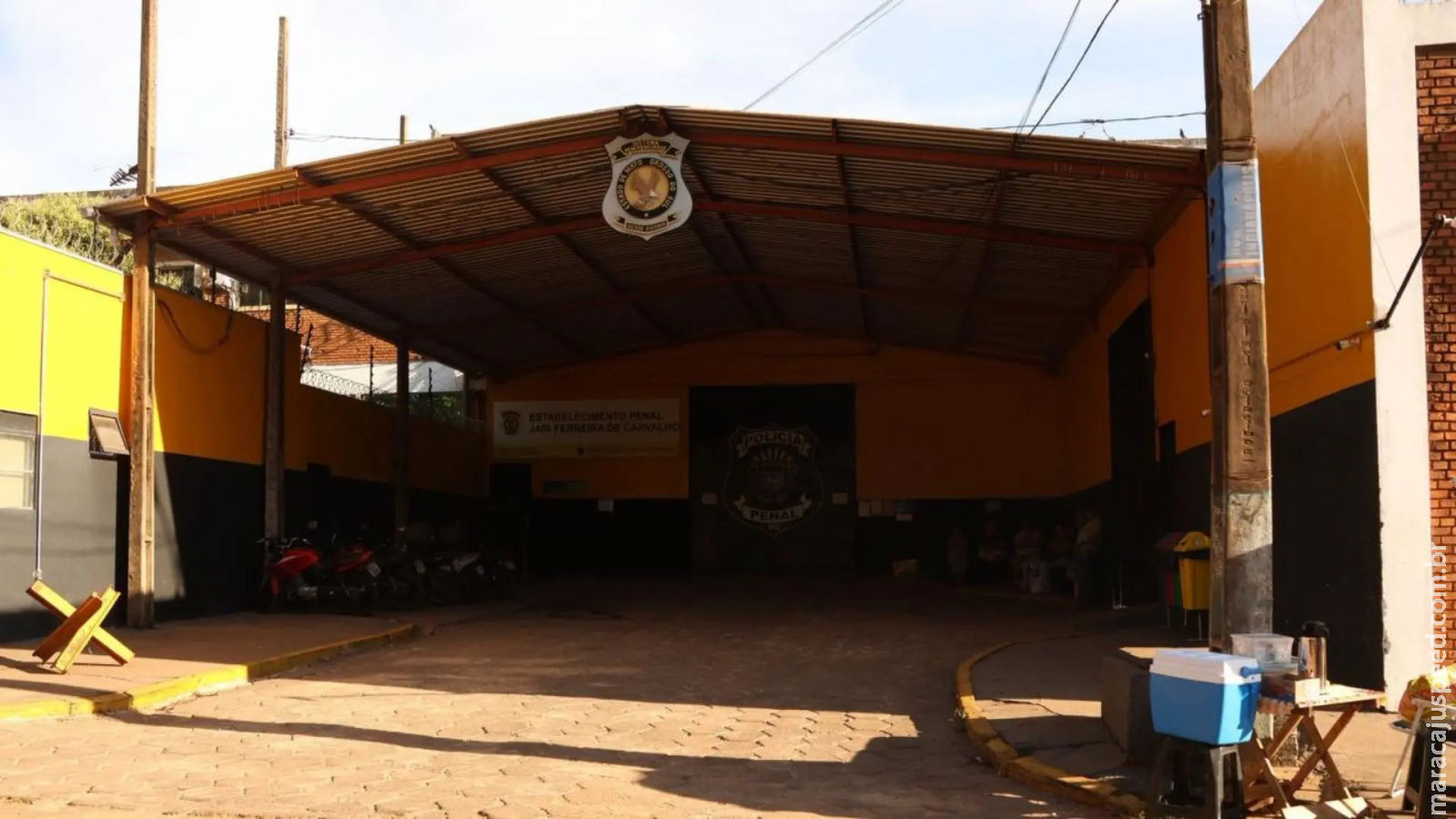 Dupla é presa após ser flagrada usando drone droga para arremessar droga na Máxima