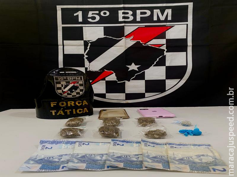 FLAGRANTE NA VILA JUQUITA: Força Tática interrompe venda de drogas e detém três pessoas