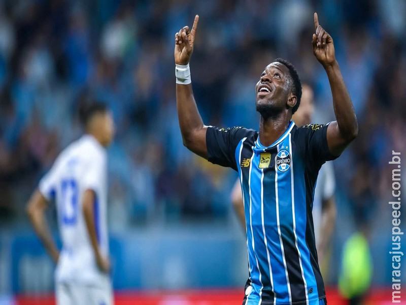 Grêmio vence Confiança e sai em vantagem na Copa do Brasil