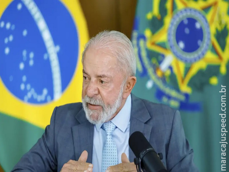 Lula diz que o mundo não autoriza Trump a ameaçar outros países