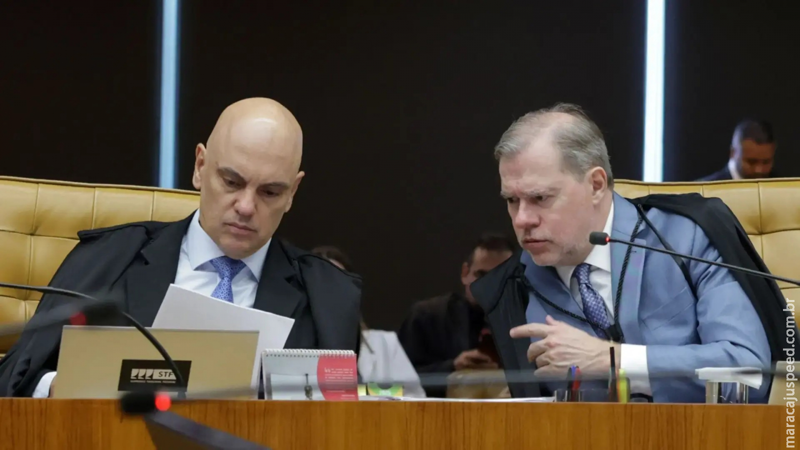 Parecer que mirava ministros do STF é rejeitado; texto gera tensão institucional