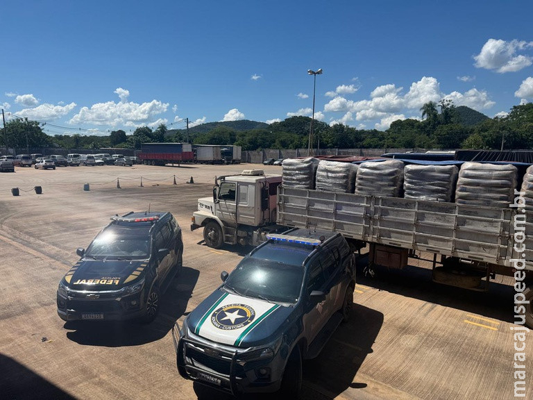 PF e Receita Federal apreendem 27 toneladas de insumo químico usado em refino de cocaína