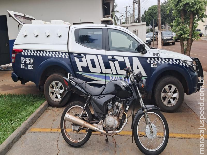 Polícia Militar flagra menor realizando manobras perigosas e tenta fuga nas proximidades de escola em Maracaju