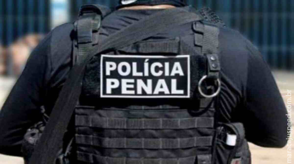 Policial penal embriagado é preso ao tentar atropelar PMs e resistir à prisão no Jardim Zé Pereira