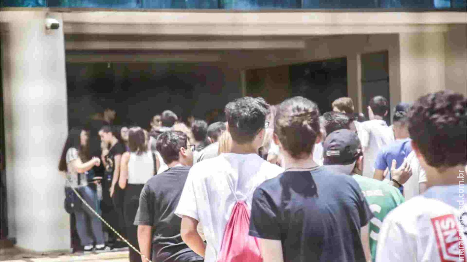 Prazo para pedir isenção da taxa de inscrição no Enem começa no dia 13