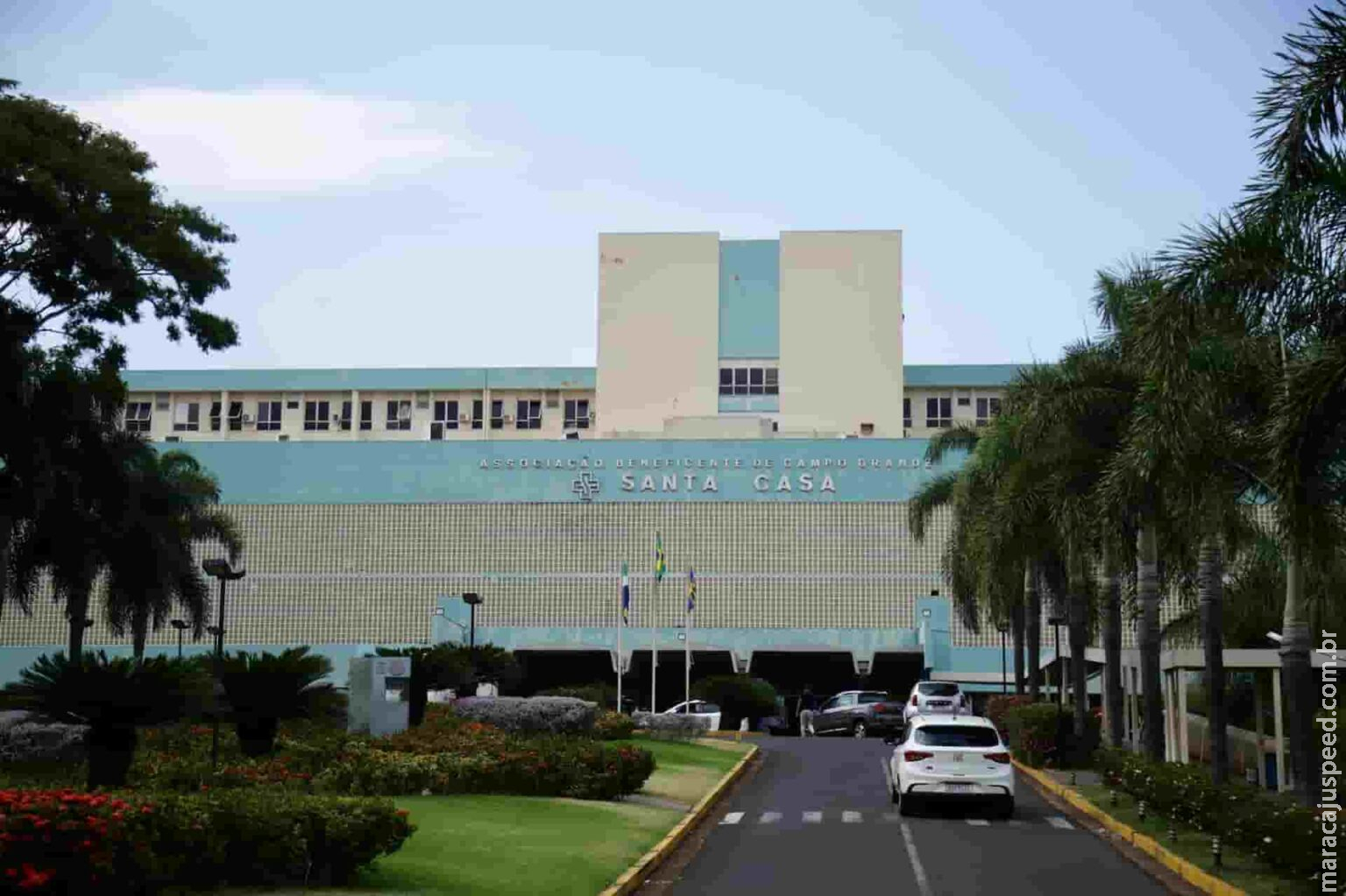 Rapaz é esfaqueado pela esposa enquanto dormia no Anache, em Campo Grande