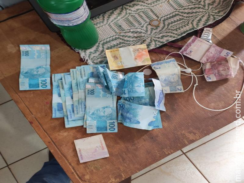 RESPOSTA RÁPIDA: SIG recupera R$ 12.488 furtados de idoso e prende mulher na Vila Adrien