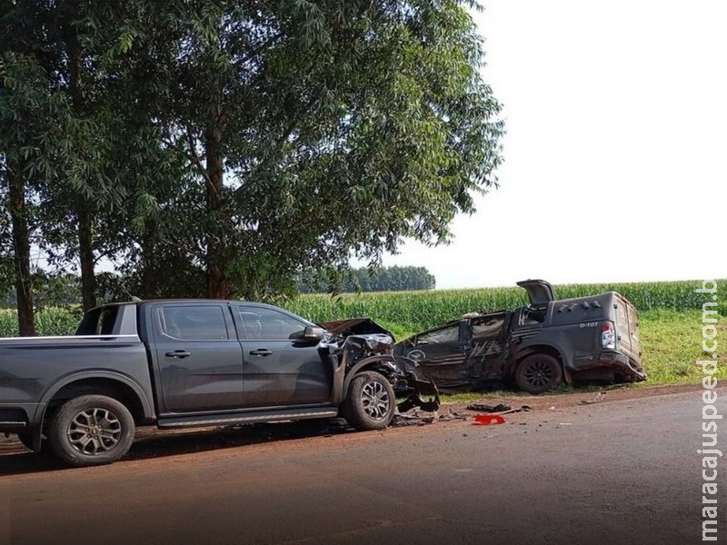ACIDENTE NA FRONTEIRA: Viatura do DOF capota na MS-379 após ser atingida por caminhonete Ranger