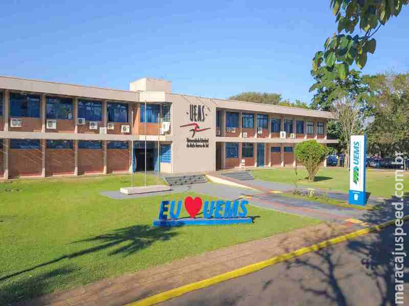Atenção, estudantes: Cursinho UEMS tem 10 vagas abertas com bolsas de R$ 200