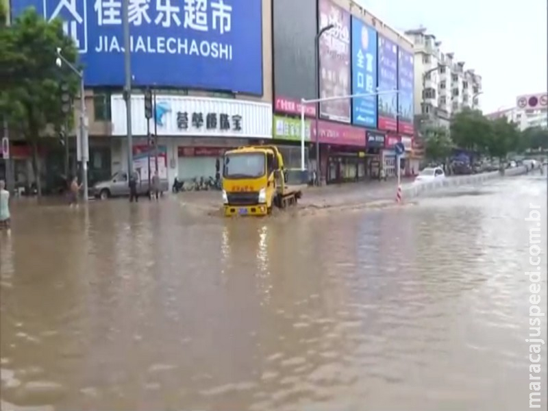China: 22 morrem e 20 ficam desaparecidos após fortes chuvas atingirem a região central do país