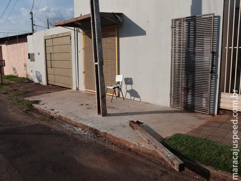 Criminosos atiram contra cabeça de homem durante assalto em ponto de ônibus na Vila Nasser