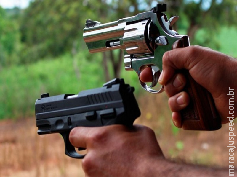 DEFESA PESSOAL: Comissão da Câmara aprova saque do FGTS para compra de armas de fogo