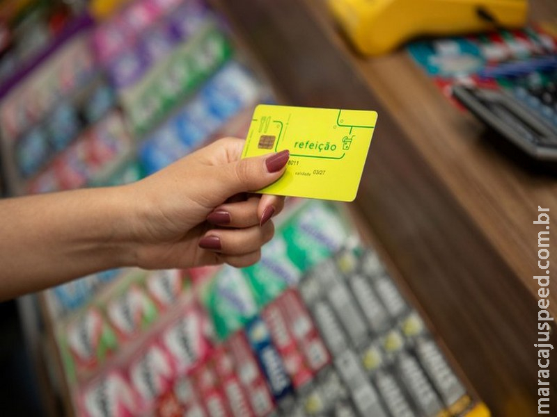 MAIS FACILIDADE: Começa a transição para que cartões de vale-alimentação e refeição passem em qualquer maquininha