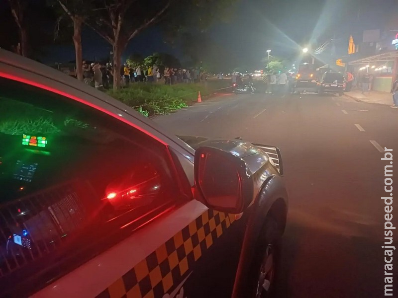 Motociclista morto atropelado por ônibus após queda na Gunter Hans tinha 17 anos