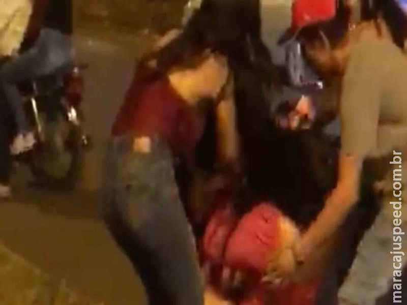 Mulher de 18 anos é apedrejada ao sair de tabacaria no Dom Antônio Barbosa